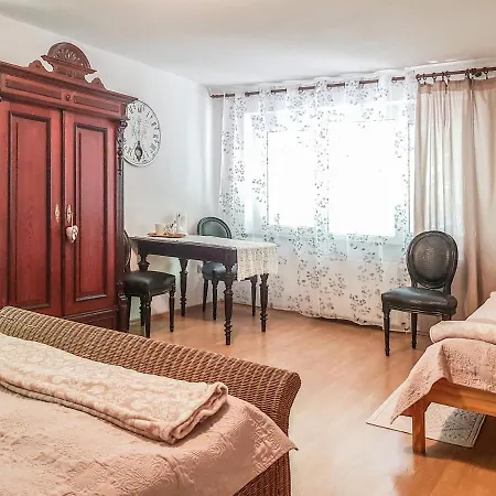 Retro Mozliwosc Wynajecia Calego Budynku Alloggio in famiglia