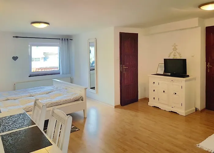 Retro Mozliwosc Wynajecia Calego Budynku Accommodatie bij particulieren Karpacz