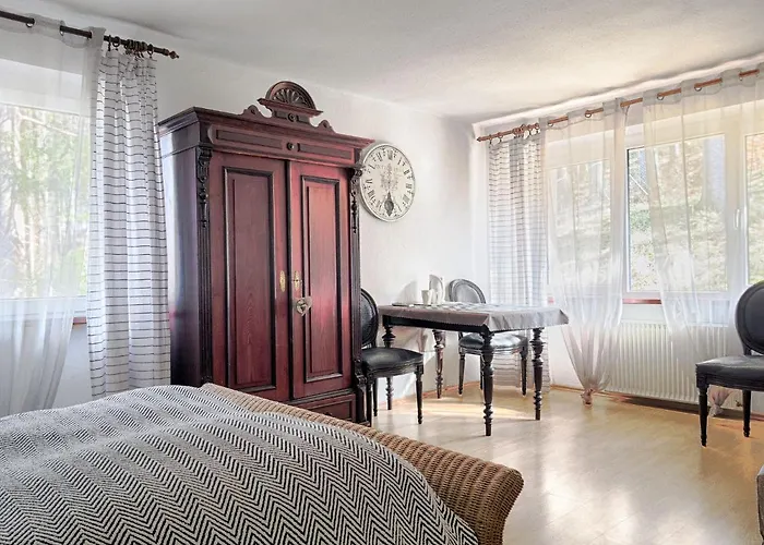 Homestay Retro Mozliwosc Wynajecia Calego Budynku *